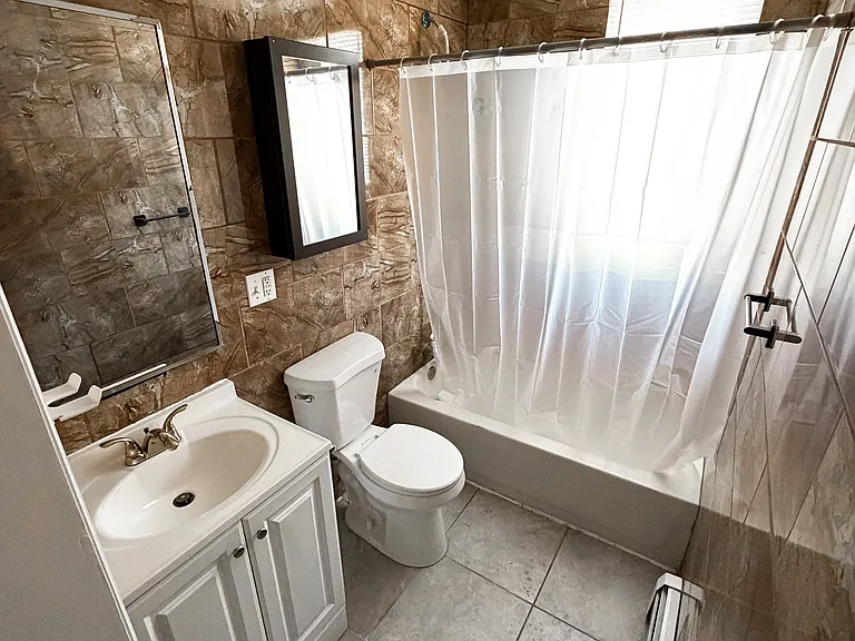 323 Glenwood Ave #1 — Photo 11