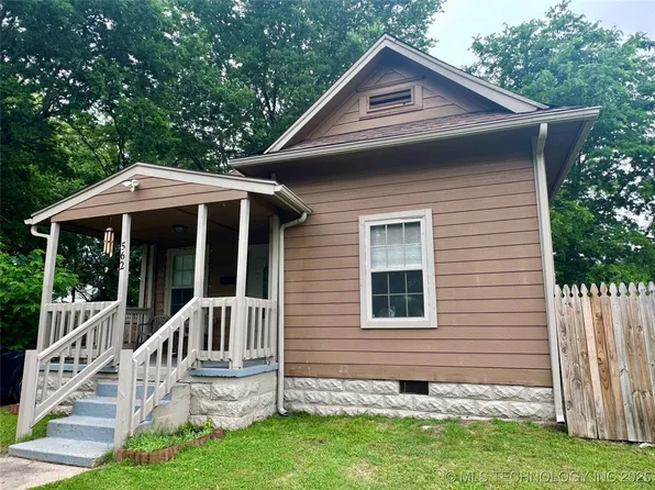 562 N 10th St, Muskogee, OK 74401