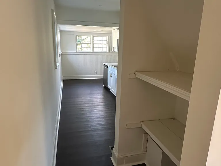 1933 Markone St NW — Photo 4