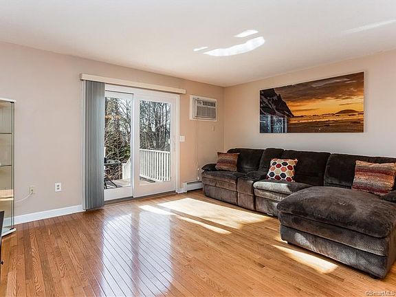 5th image of 245 E Woodland St APT 12