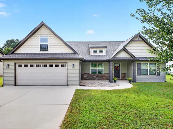 369 Silver Lake Rd, Duncan, SC 29334