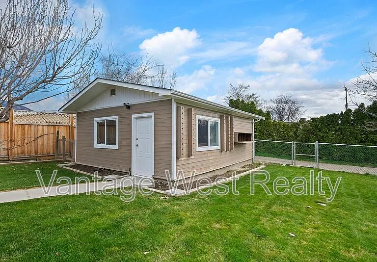 3591 Brenda Lee Rd — Photo 31