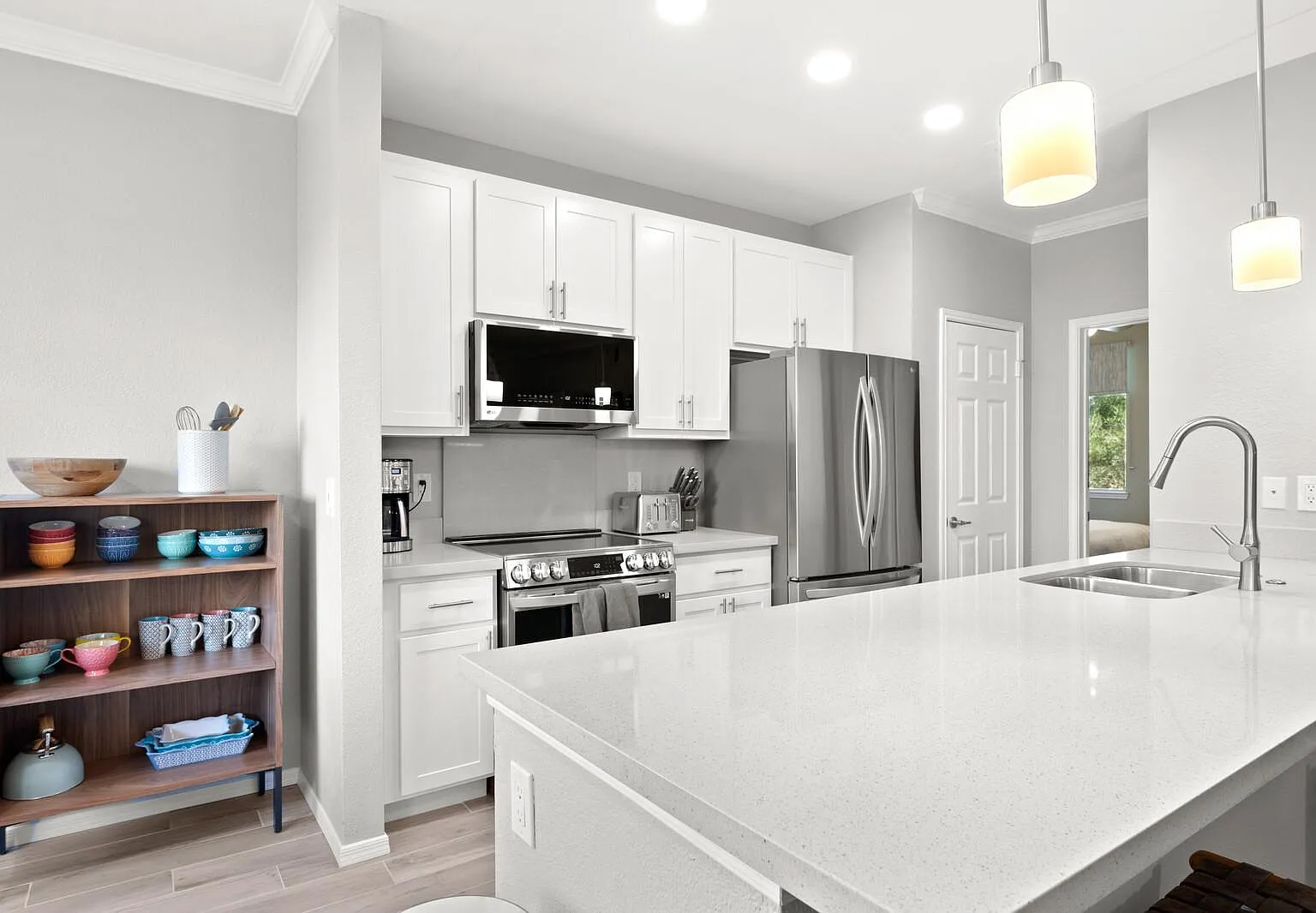 2 bed, 1158 sqft, $2,295 — Photo 2