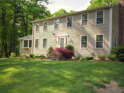92 Bogastow Brook Rd, Holliston, MA, 01746