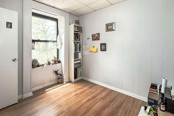 Rented by Warburg | media 17