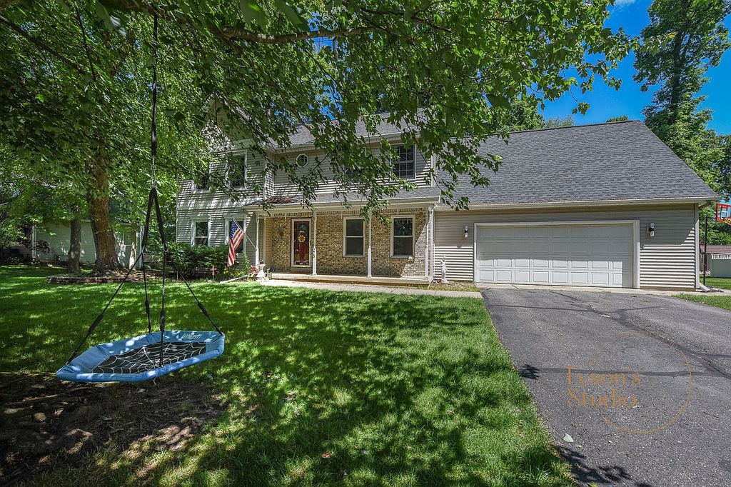 275 Jacaranda Dr - Property Image