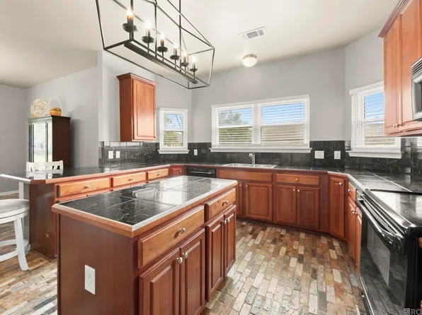 36385 Crestway Ave, Prairieville, LA 70769