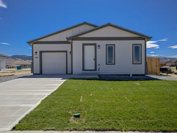 4510 Shale Cir, Mills, WY 82644
