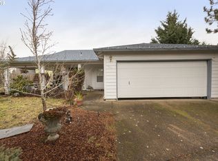 866 11th Ct, Lafayette, OR 97127