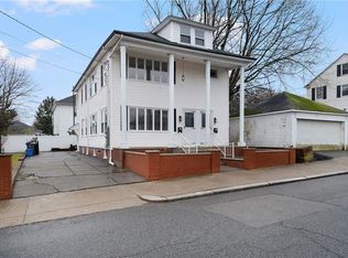 98 De Pinedo St, Providence, RI 02904