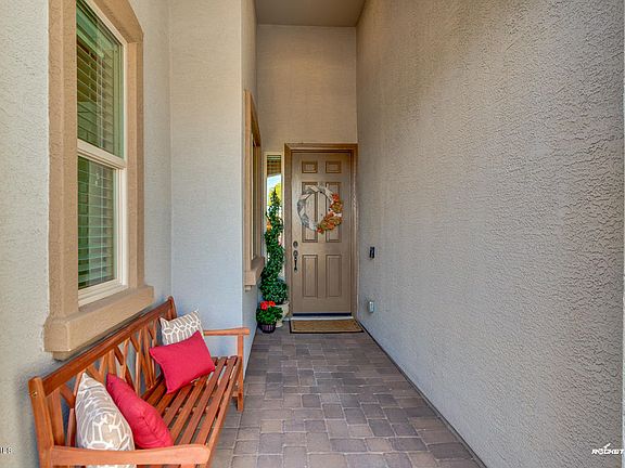 4th image of 2521 E Lindrick Dr