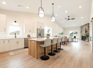 2923 Baltimore Dr, Bismarck, ND 58504