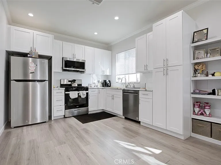 10531 Greenburn Ave — Photo 41