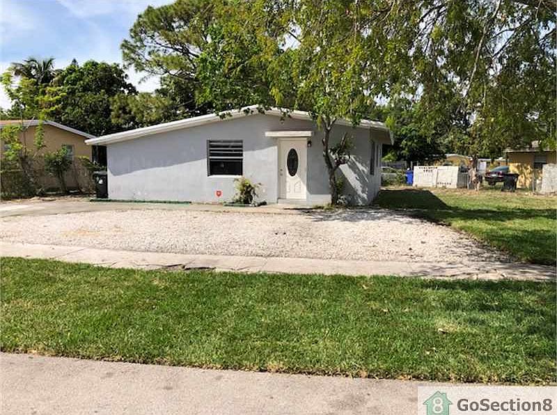 1st image of 1705 NW 16th Ct