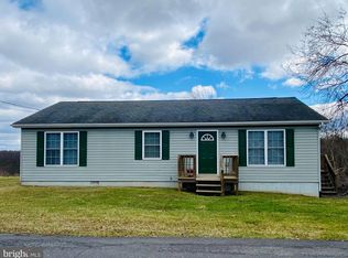476 E Ridge Loop Rd, Romney, WV 26757