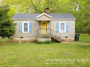 1201 S 3rd St, Mebane, NC 27302
