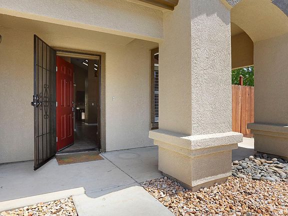 5th image of 1995 Gordon Verner Cir