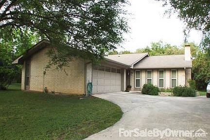1st image of 125 Secluded Oaks Ln W