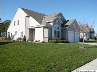 64 Strathmere St, Waretown, NJ 08758