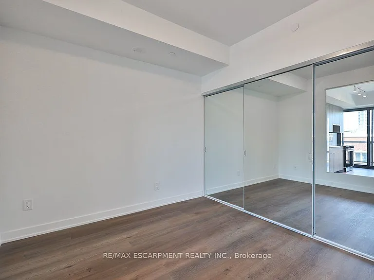 2075 Lakeshore Rd #304 — Photo 16