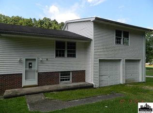279 Malcolm Ln, Kenova, WV 25530