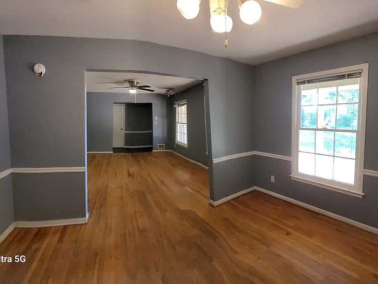 Living room dining room