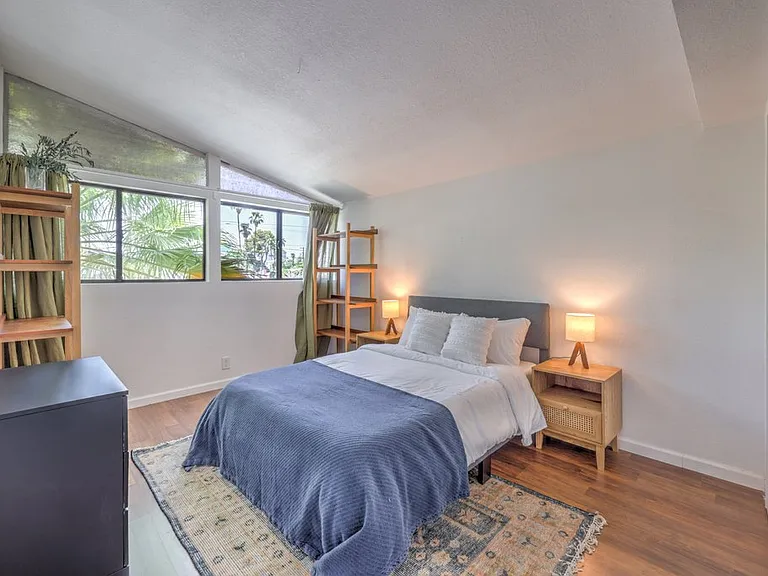 3474 Spencer St — Photo 24