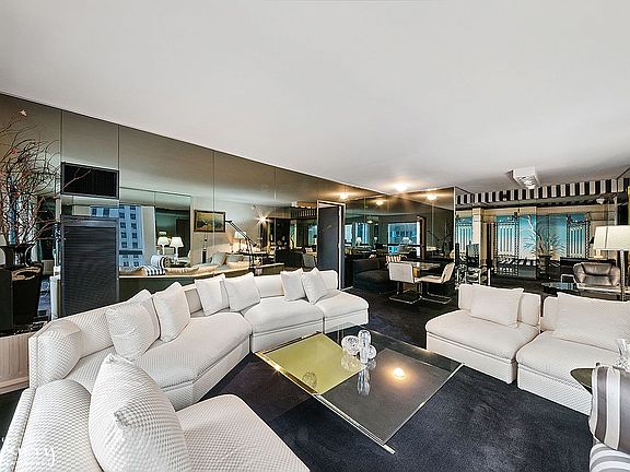 4th image of 721 5th Ave APT 36C