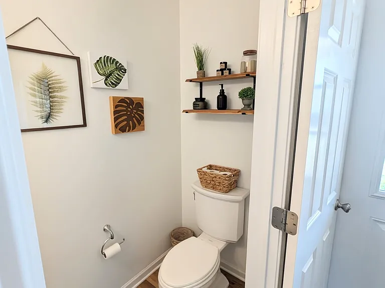 5568 Cooper Rdg — Photo 8