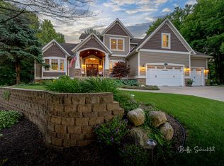 171 W Farr Rd, Muskegon, MI 49444