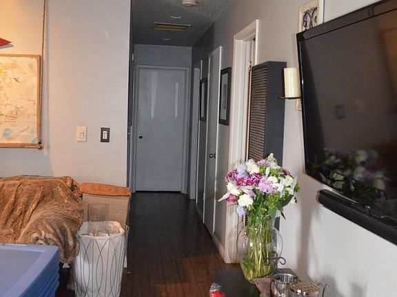3rd image of 10496 9 1/8 Ave
