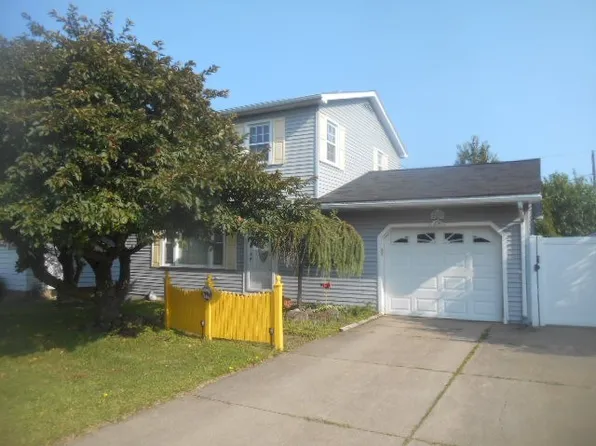 2128 E 41st St, Erie, PA 16510