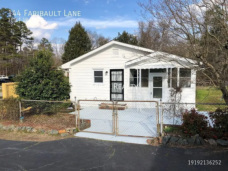 144 Faribault Ln — Photo 2