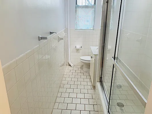 Rented by Flatiron Real Estate Advisors LLC | media 11