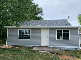 105 E South St, Marionville, MO 65705