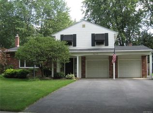 99 Parkledge Dr, Buffalo, NY 14226