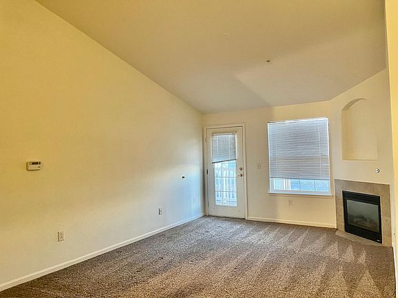 3rd image of 5714 N Gibralter Way #5-306