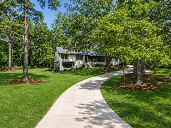 9585 Hutcheson Ferry Rd SE, Palmetto, GA 30268