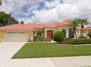 8647 Woodbriar Dr, Sarasota, FL 34238