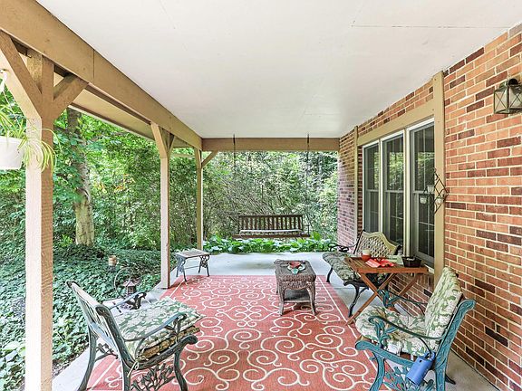 5th image of 13898 Adena Pl