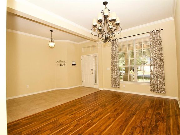 5th image of 7047 Derwent Glen Cir
