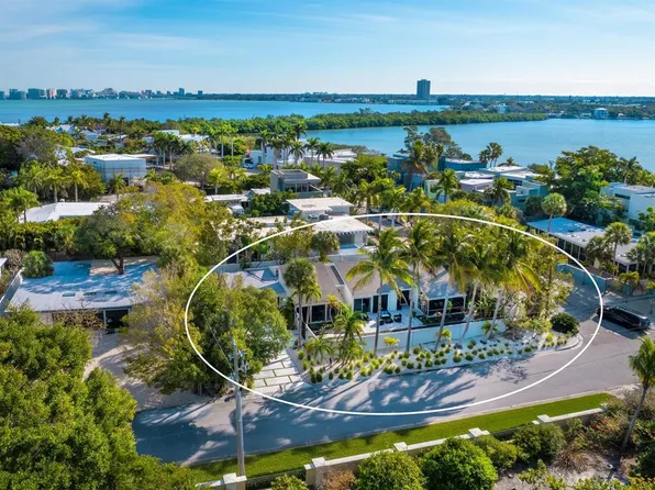 1100 Westway Dr, Sarasota, FL 34236