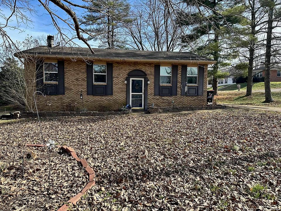 1st image of 215 Hillcrest Dr