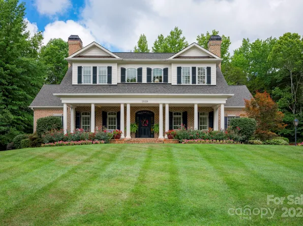 15328 June Washam Rd, Davidson, NC 28036