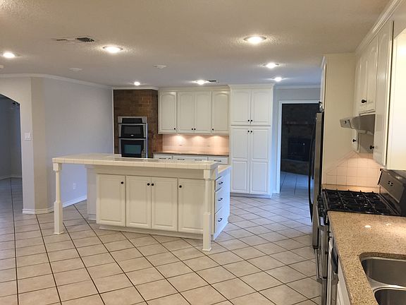 5th image of 423 County Road 3326