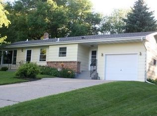 30899 722nd Ave, Kingston, MN 55325