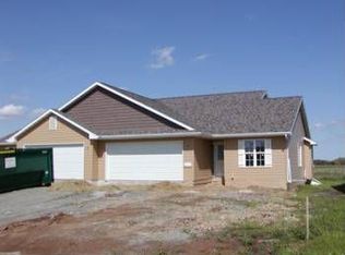 232 Brooke Dr, Omro City Of, WI 54963