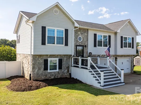 4889 Carpenter Rd, Granite Falls, NC 28630