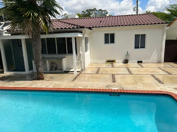 4656 SW 12th St, Miami, FL 33134