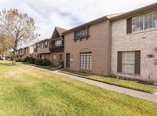 7266 Crownwest St, Houston, TX 77072